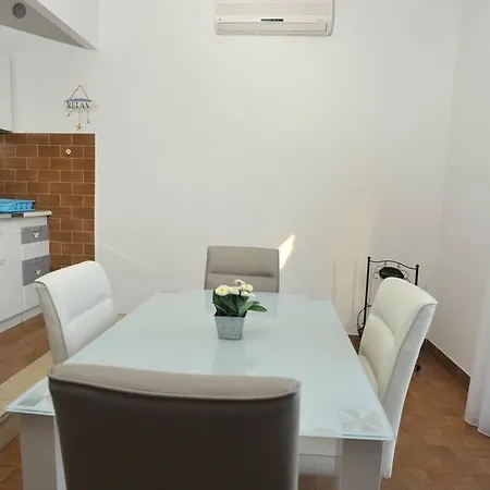 16099b Apartmán